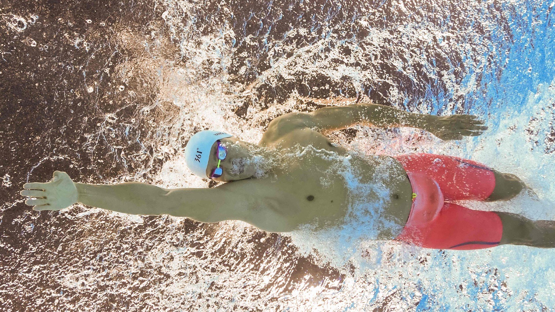 德甲青训训练中加入神经感知模块改善空间预判能力